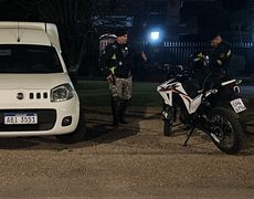 Apareció en Carrasco la segunda camioneta utilizada para su fuga por ladrones del BROU de Pando