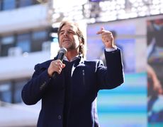 Lacalle Pou, en el aniversario del Partido Nacional: Estoy tranquilo, estoy satisfecho, no estoy conforme