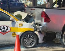Un camión se quedó sin frenos en Avenida Italia y Batlle y Ordóñez y provocó un choque múltiple