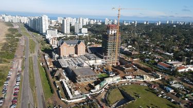 Intendente de Maldonado opinó que el conflicto en el hotel San Rafael se solucionará y la obra no va a parar