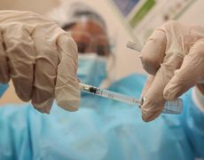 Meningitis neumocócica: llaman a vacunarse ante una mortalidad superior al 40% en mayores de 75 años