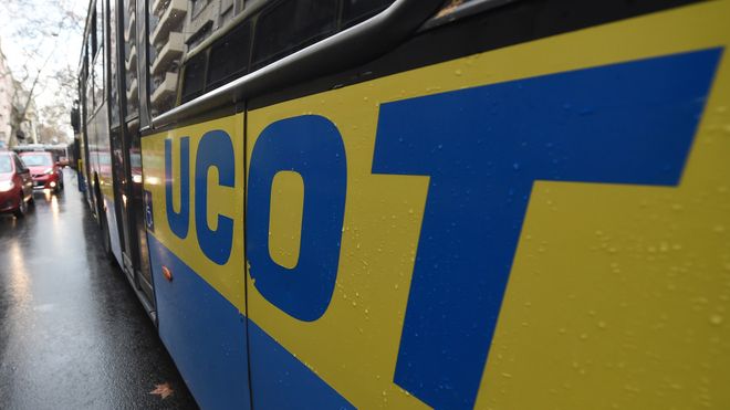 Secuestraron a mano armada un ómnibus de UCOT y hay paro por tiempo indeterminado desde este domingo